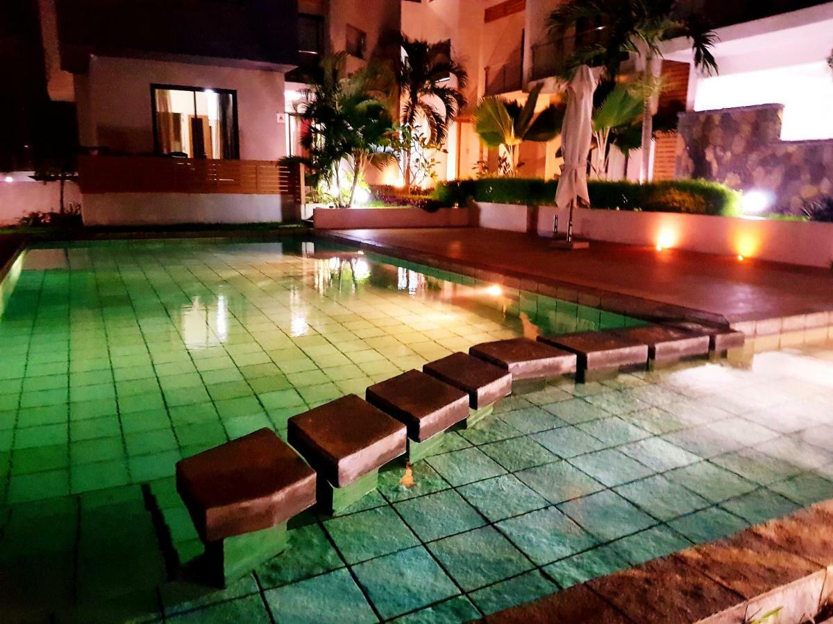 Flic En Flac Sea View Luxury 3 Bedroom Apartment Esterno foto
